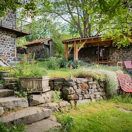 Les Balcons De La Terrasse Bed & Breakfast